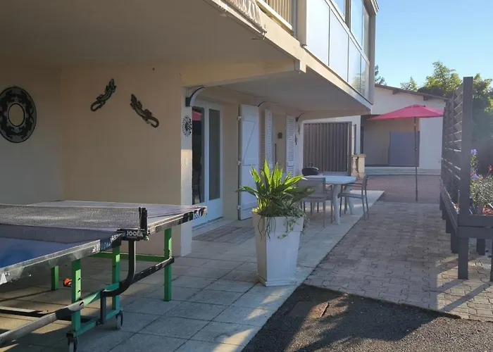 Сasa de vacaciones Cosy, Piscine, Terrain De Pétanque, Vélos, Entre Centre Et